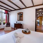 Casa Clara 2 Вилла Масдаче