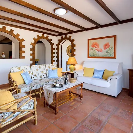 Clara 2 - Macaronesiahomes Masdache