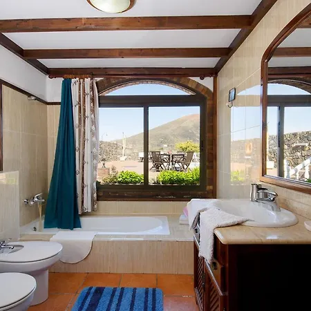 Casa Clara 2 * Масдаче